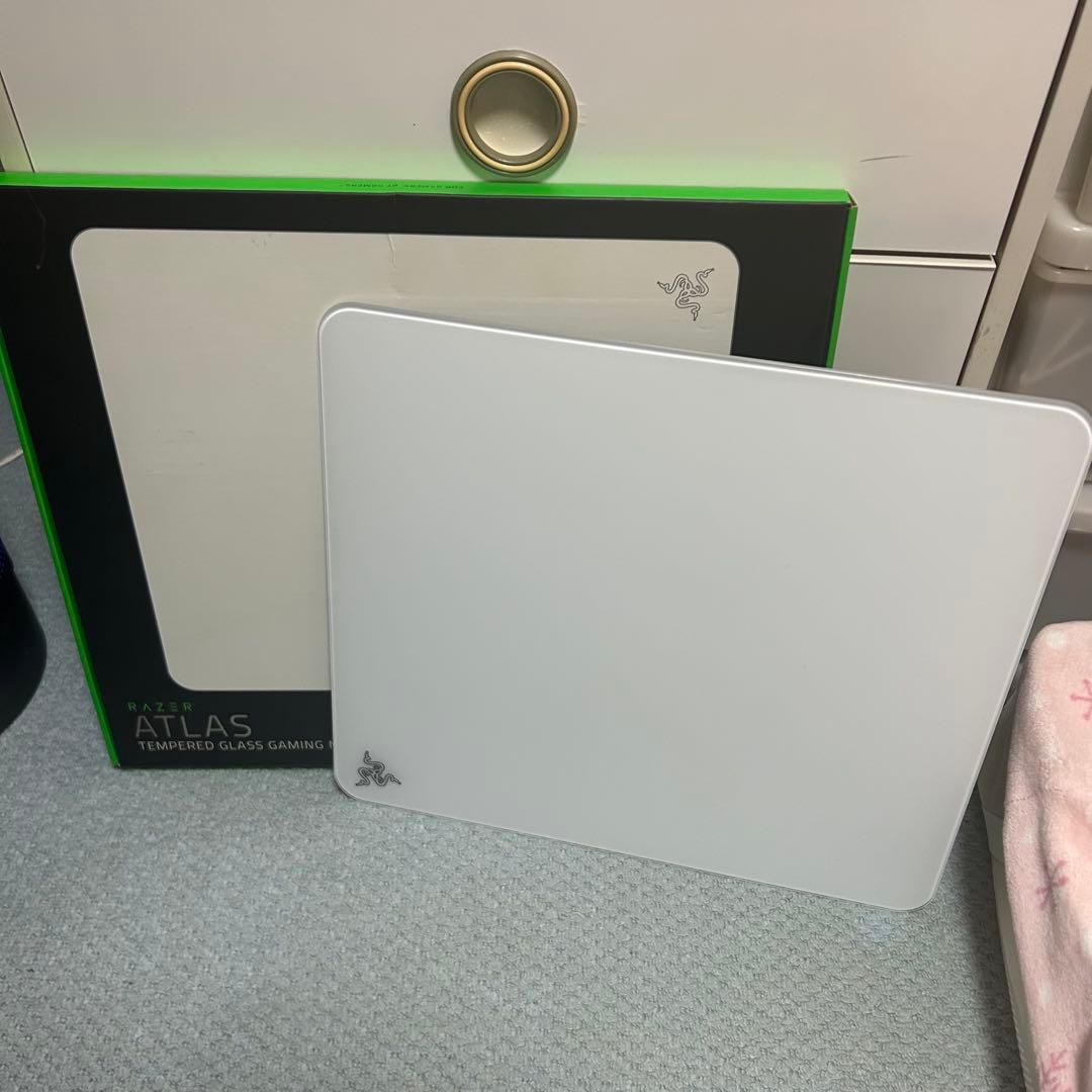 Razer Atlas 強化ガラス マウスパッド