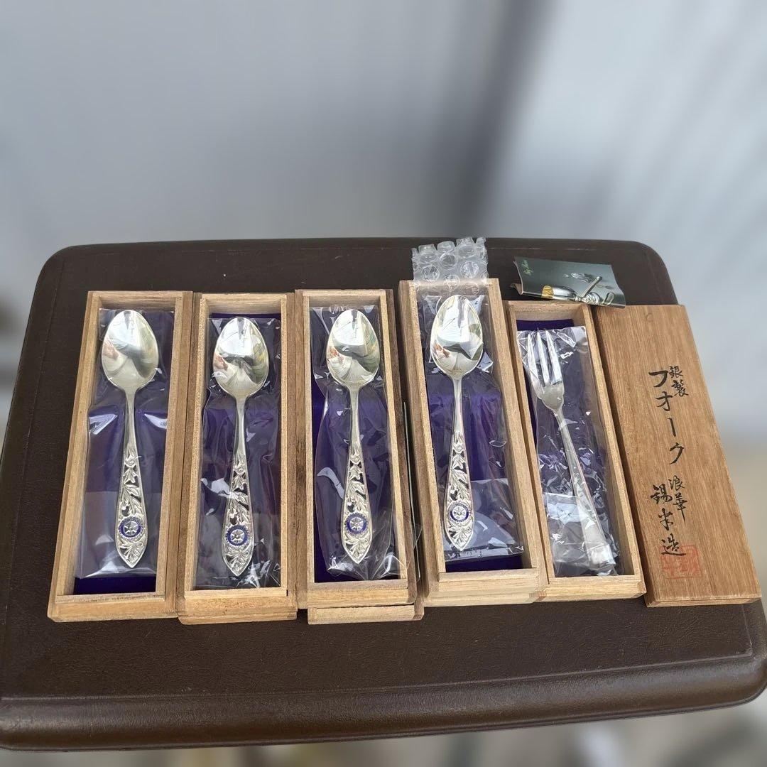尚美堂　銀スプーン4個&銀フォーク Yahoo!オークション -「尚美堂 スプーン」の落札相場・落札価格
