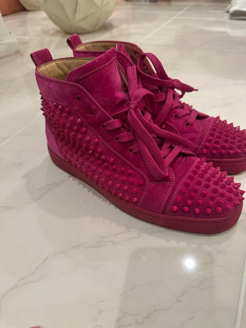 Louboutin ルブタン　ルイススパイクス　フラットスウェード　ピンク