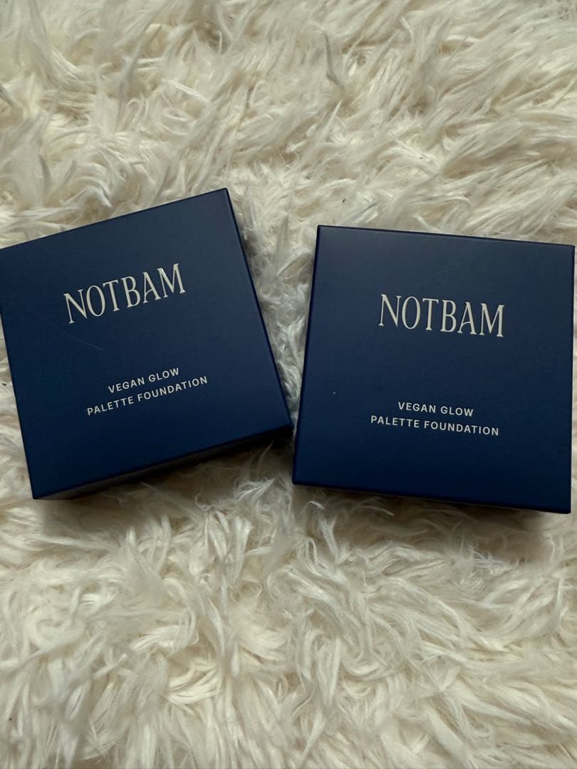 NOTBAM VEGANグロウパレットファンデーション　2個