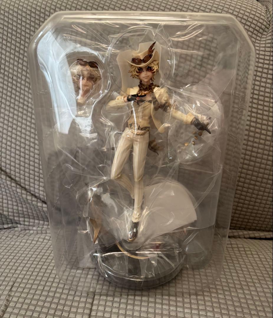 第五人格 オフラインパック 豪華版 探鉱者 フィギュア 第五人格 7周年 勝負師の独演 オフラインパック 豪華版 探鉱者