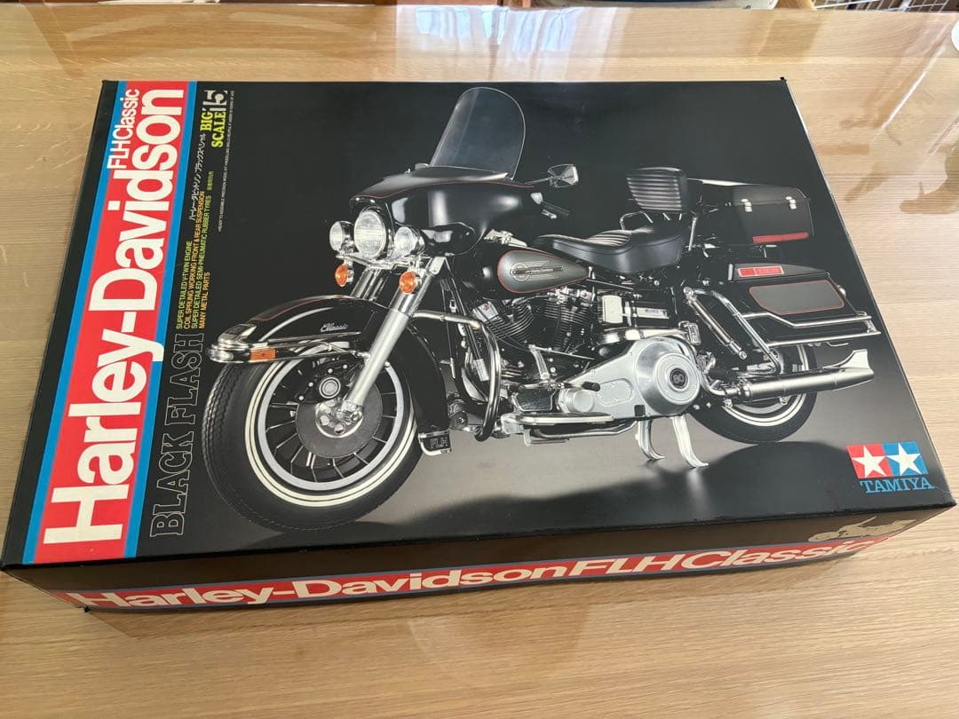 タミヤ1/6 ハーレダビットソン　ブラックスペシャル Amazon | タミヤ 1/6 オートバイシリーズ No.37 ハーレーダビッドソン