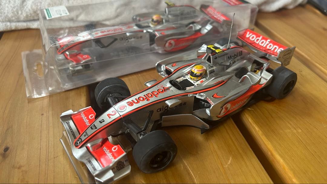 京商Mini-Z マクラーレン・メルセデスMP4/22 L.ハミルトン