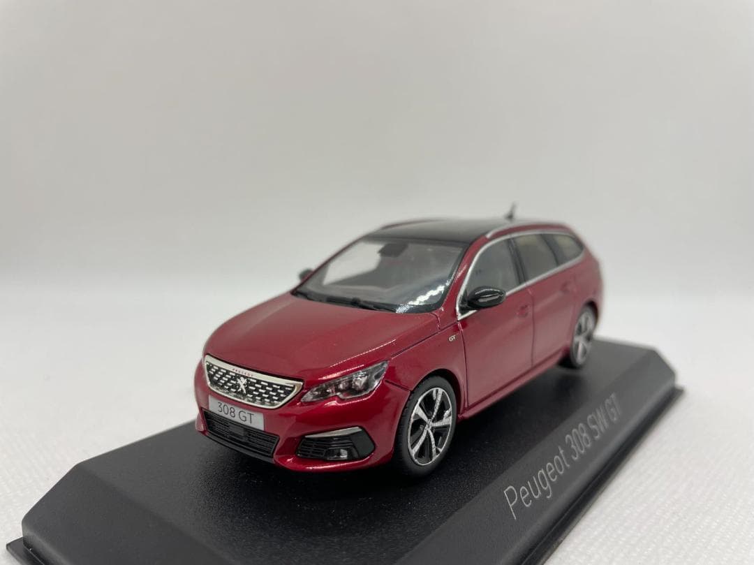 404-079 ノレブ 1/43 プジョー 308 SW GT Red