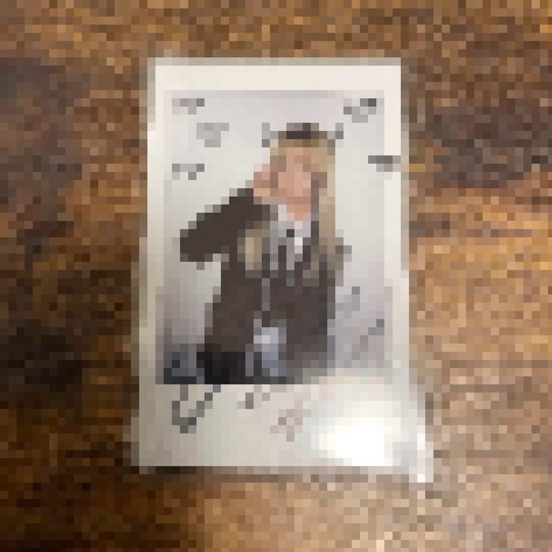 Kep1er江崎ひかる 直筆サイン入りポラロイド