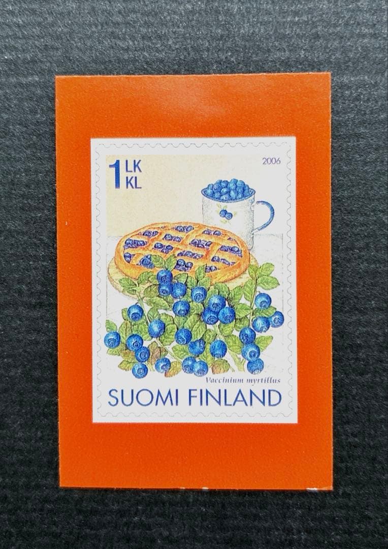 海外切手 未使用 外国切手 フィンランド 2006年 ブルーベリーとお菓子1