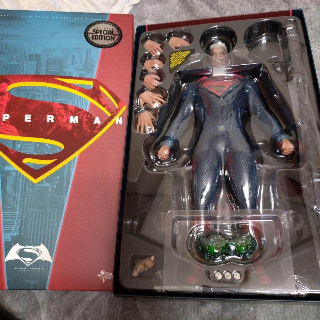 n*3様 ホットトイズ スーパーマン 限定 トイサピエンス