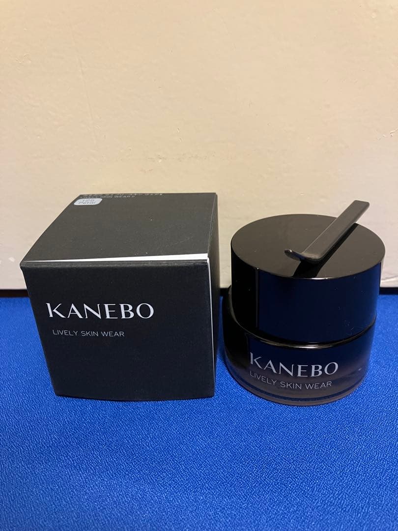 カネボウ ライブリースキンウェアⅡ 125番 新品未使用 クリームインデイⅡ付