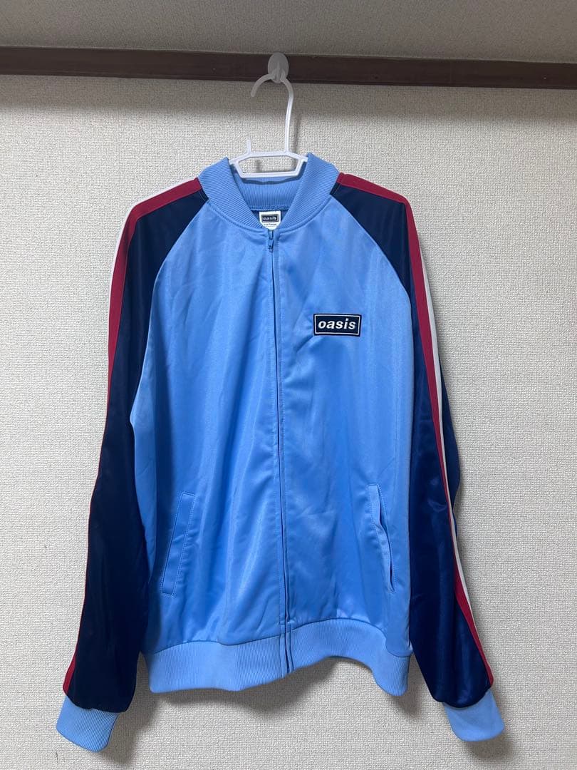 oasis 30周年特別展 トラックジャケット オアシス - メルカリ