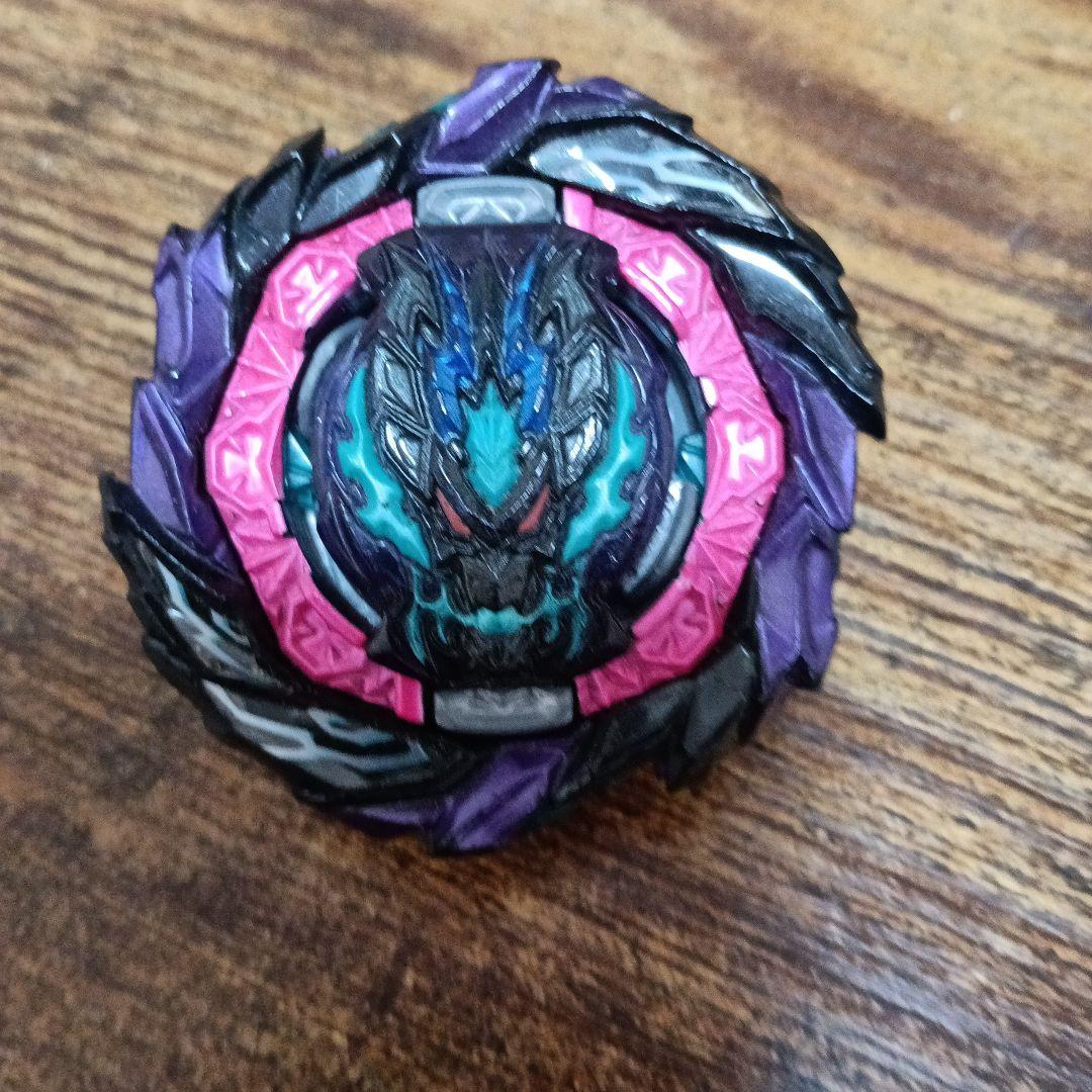 ベイブレードバースト　ダイナマイト　ロアバハムート　ベイブレード