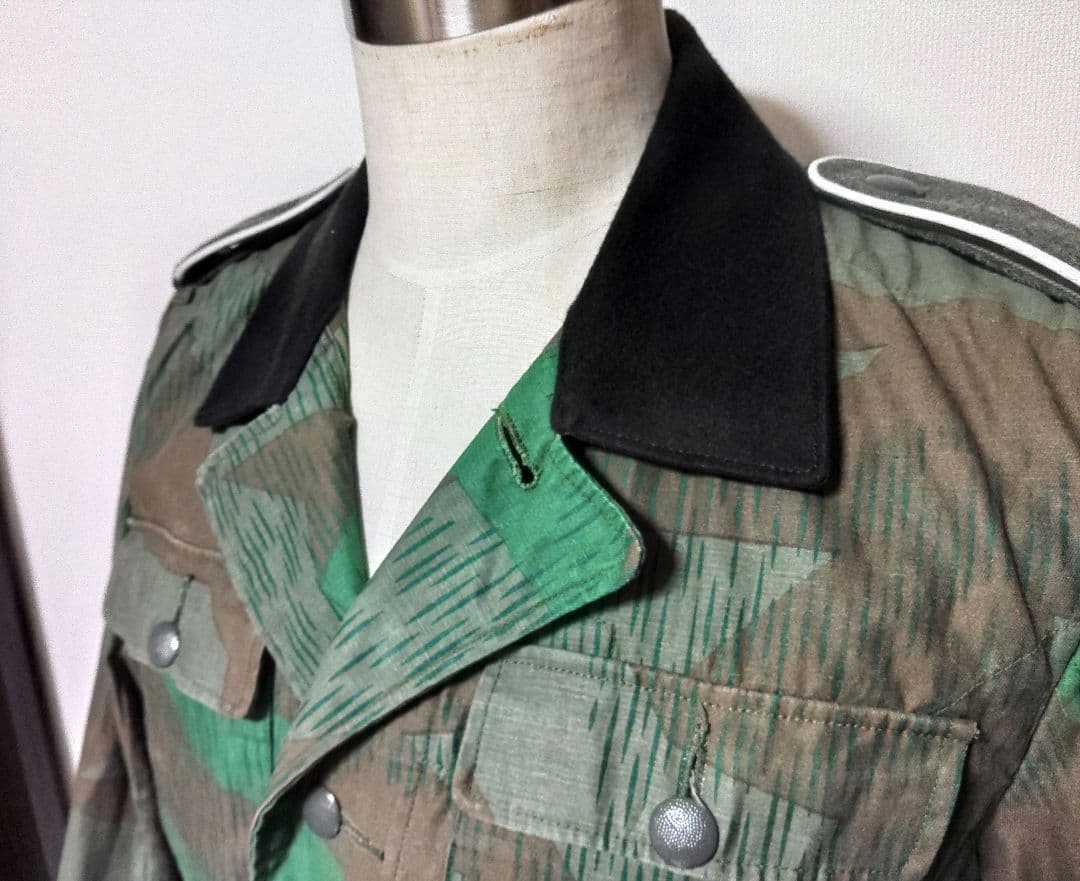 迷彩ジャケット 肩章付き (濃緑襟仕様)②