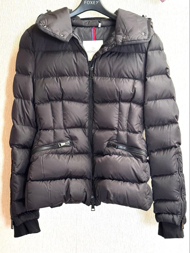 モンクレール 黒ダウン サイズ1 美品