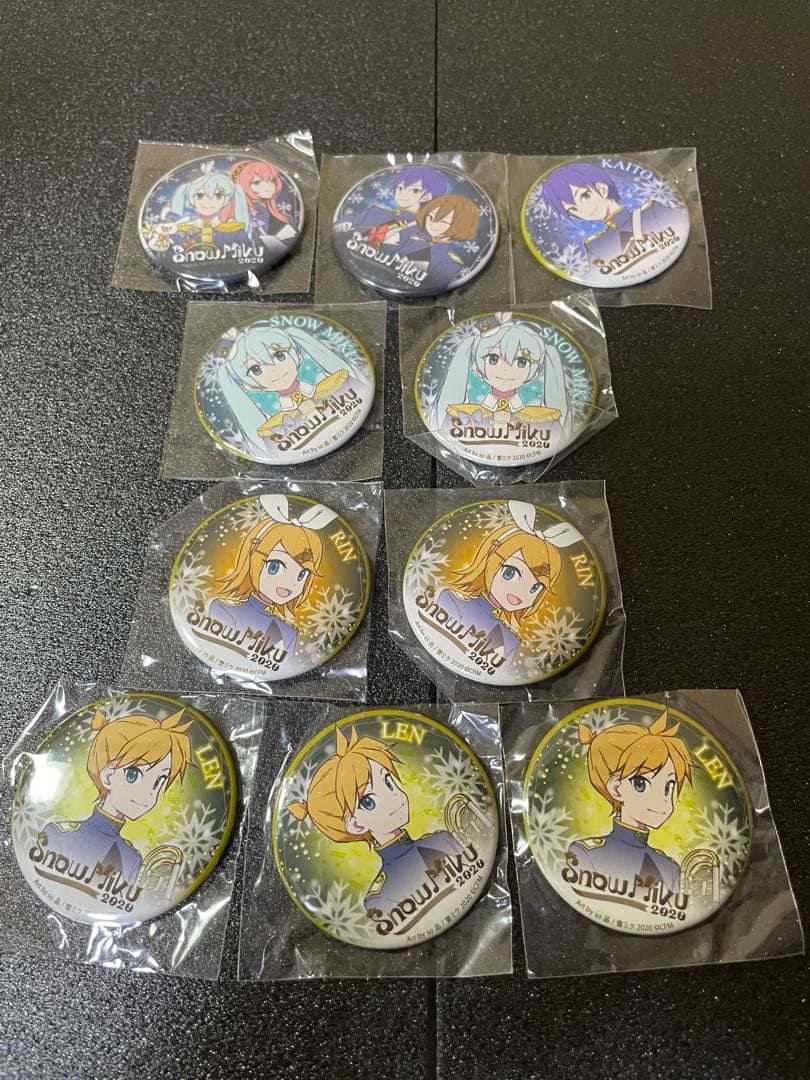 ❣️✨ MIKU 2020雪ミク2020 缶バッジコレクション10点✨❣️