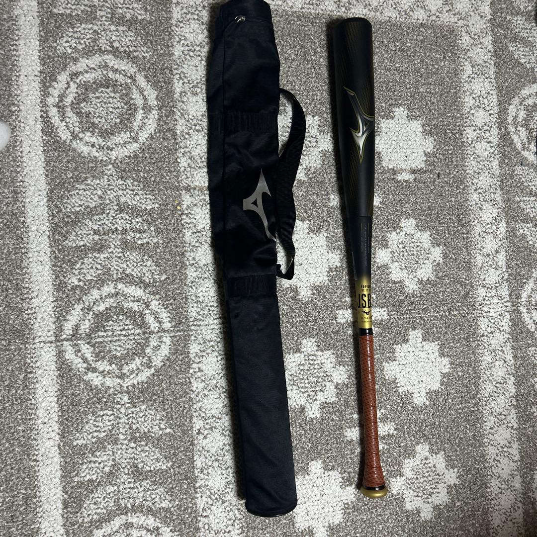 バット BEYOND MAX LEGACY 83cm 710g 軟式用ビヨンドマックスレガシーメタル トップ(金属製／83cm／平均730g