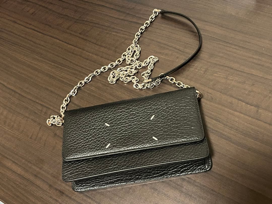 メゾンマルジェラ 4ステッチ チェーンウォレット