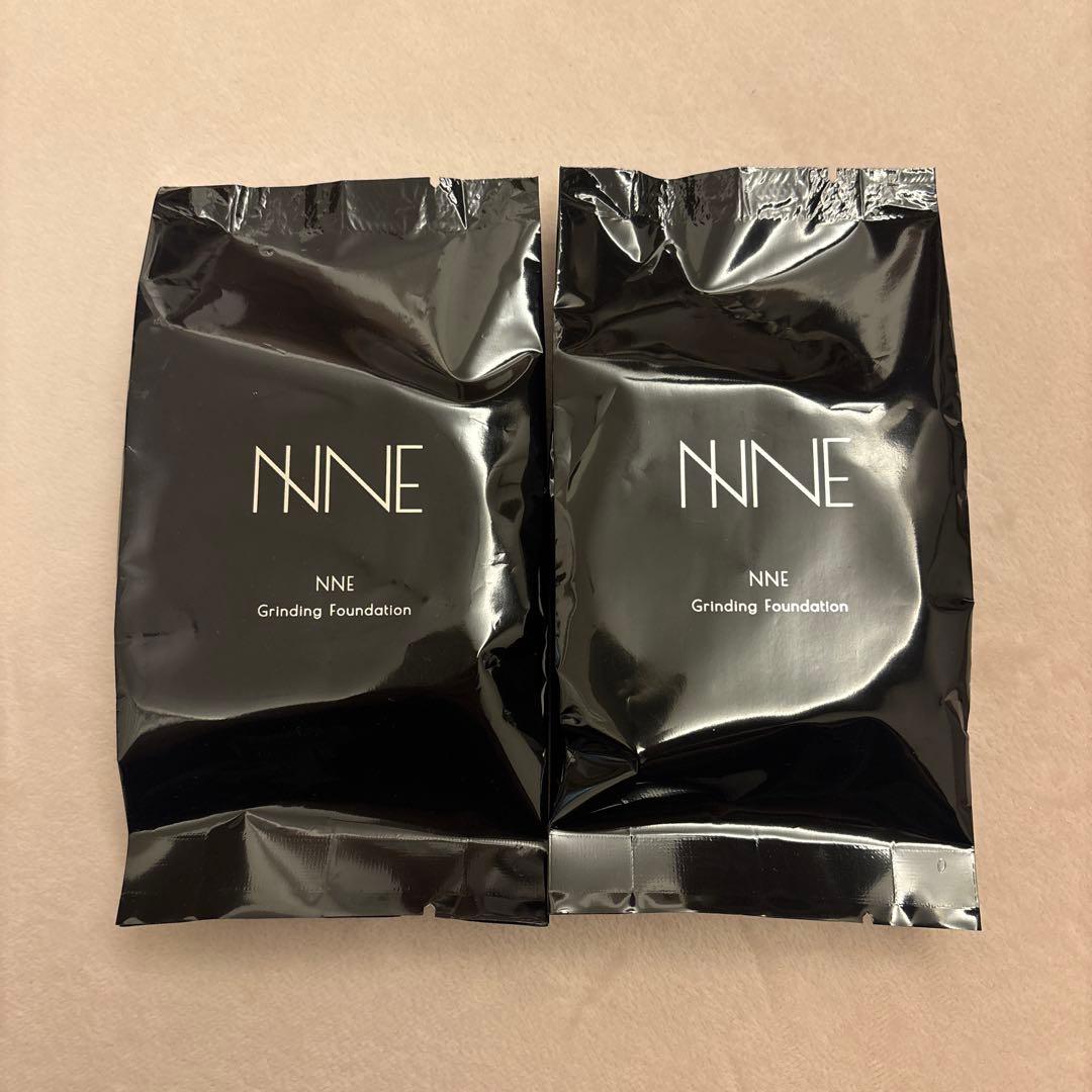 NNE グラインディング ファンデーション ライトベージュ　レフィル２個