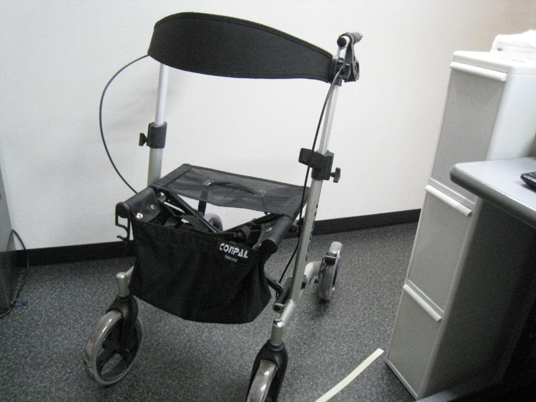 ナブテスコ　CONPAL 抑速ブレーキ付き歩行車 歩行器 シルバーカー ⑥ 抑速ブレーキ付き歩行車 CONPAL REHAMO ナブテスコ（株） | よぐGO