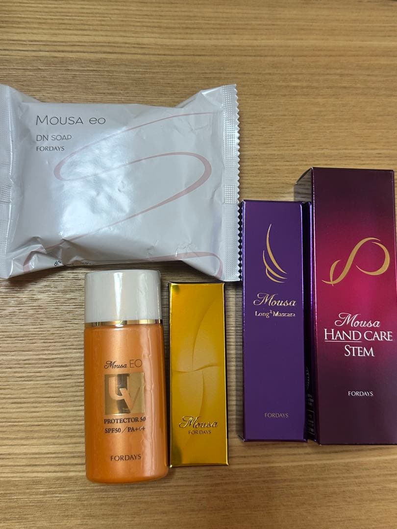 フォーデイズ ハンドステム、コンシーラー、マスカラ、石けん、日焼け止めセット