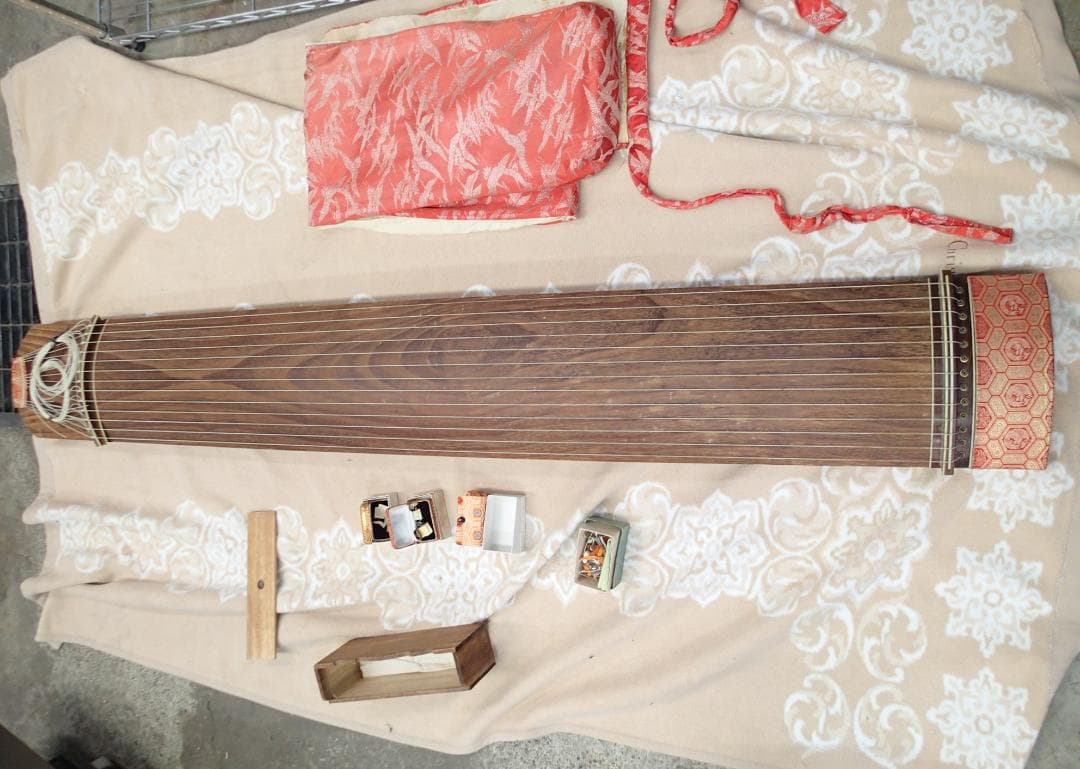 え*む様 hf250404-003Z お琴 13弦 付属品多数 やや傷あり 琴