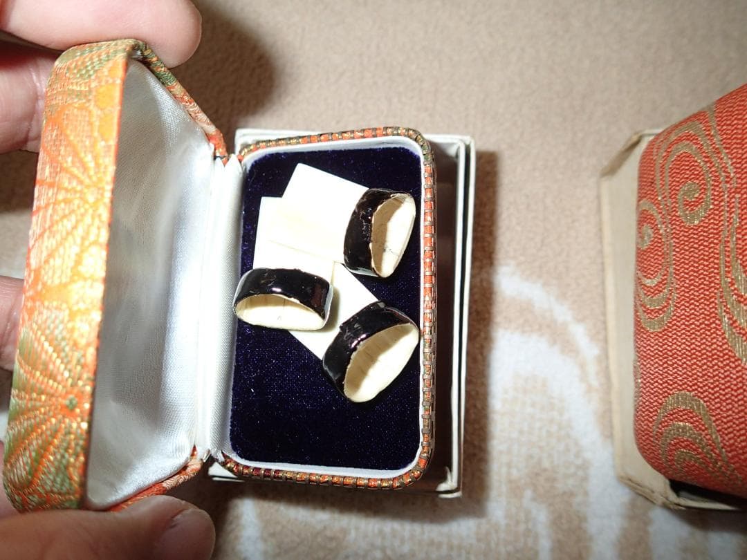 え*む様 hf250404-003Z お琴 13弦 付属品多数 やや傷あり 琴 - メルカリ