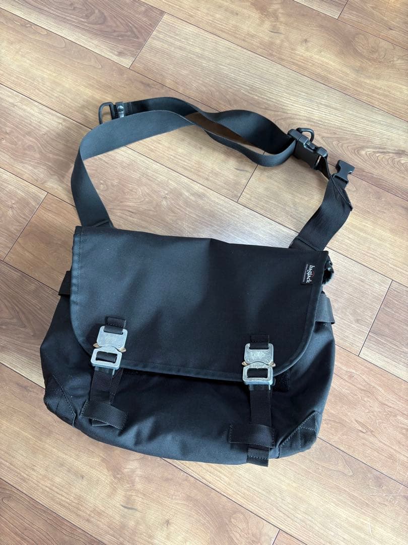 bagjack Bshop別注 コブラバックル メッセンジャーバッグ POGO - メルカリ