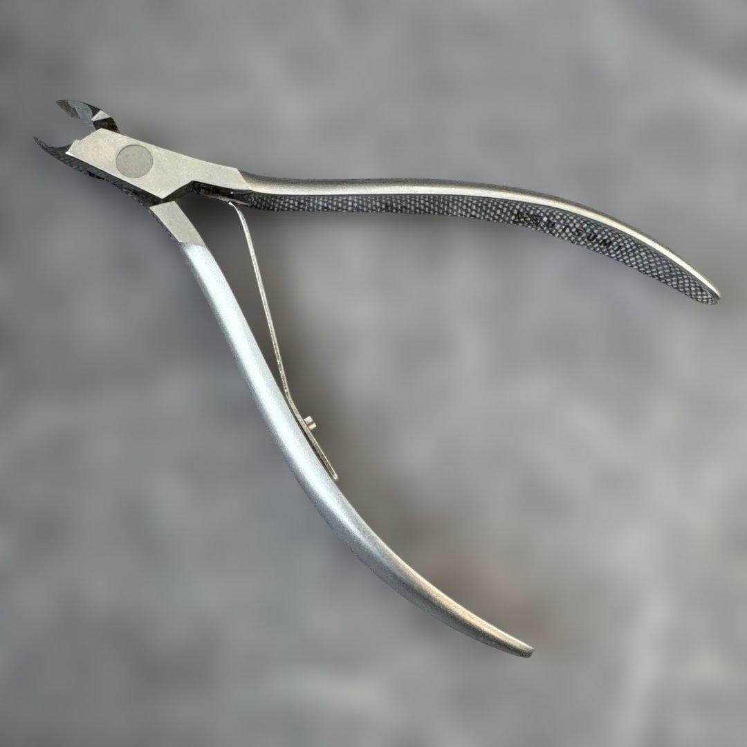 美品✨高級ネイルケアニッパーUTSUMI 楽天市場】【年中無休2日以内発送】内海 キューティクルニッパー