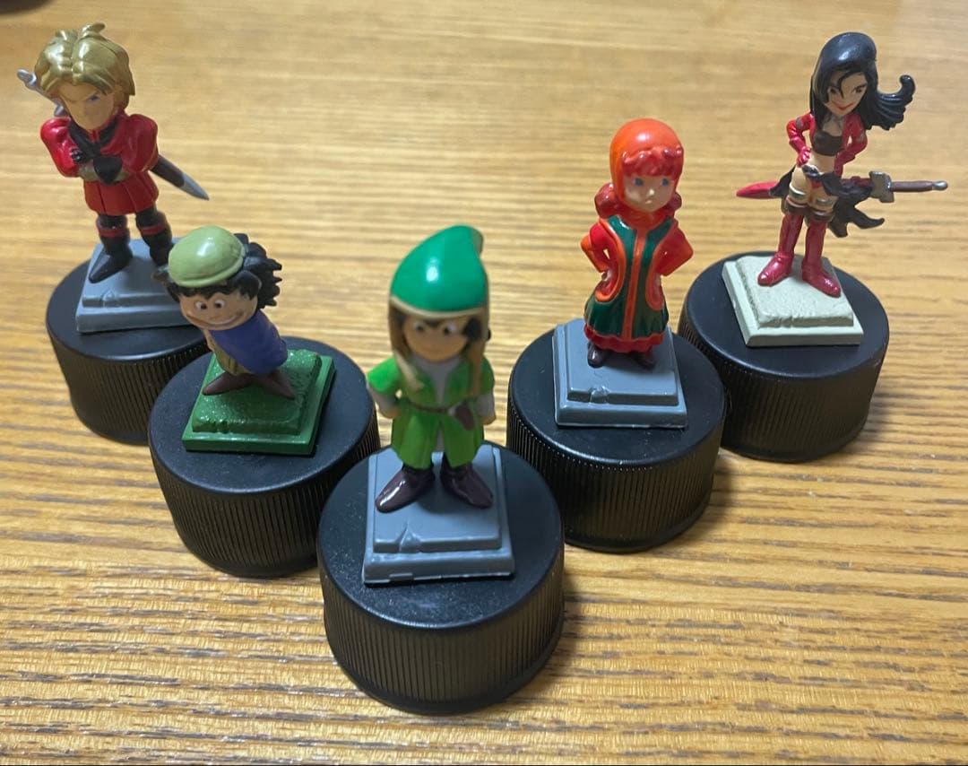ドラゴンクエスト7 ボトルキャップ5体セット Amazon.co.jp: ドラゴンクエストⅦ フィギュアコレクション ボトル
