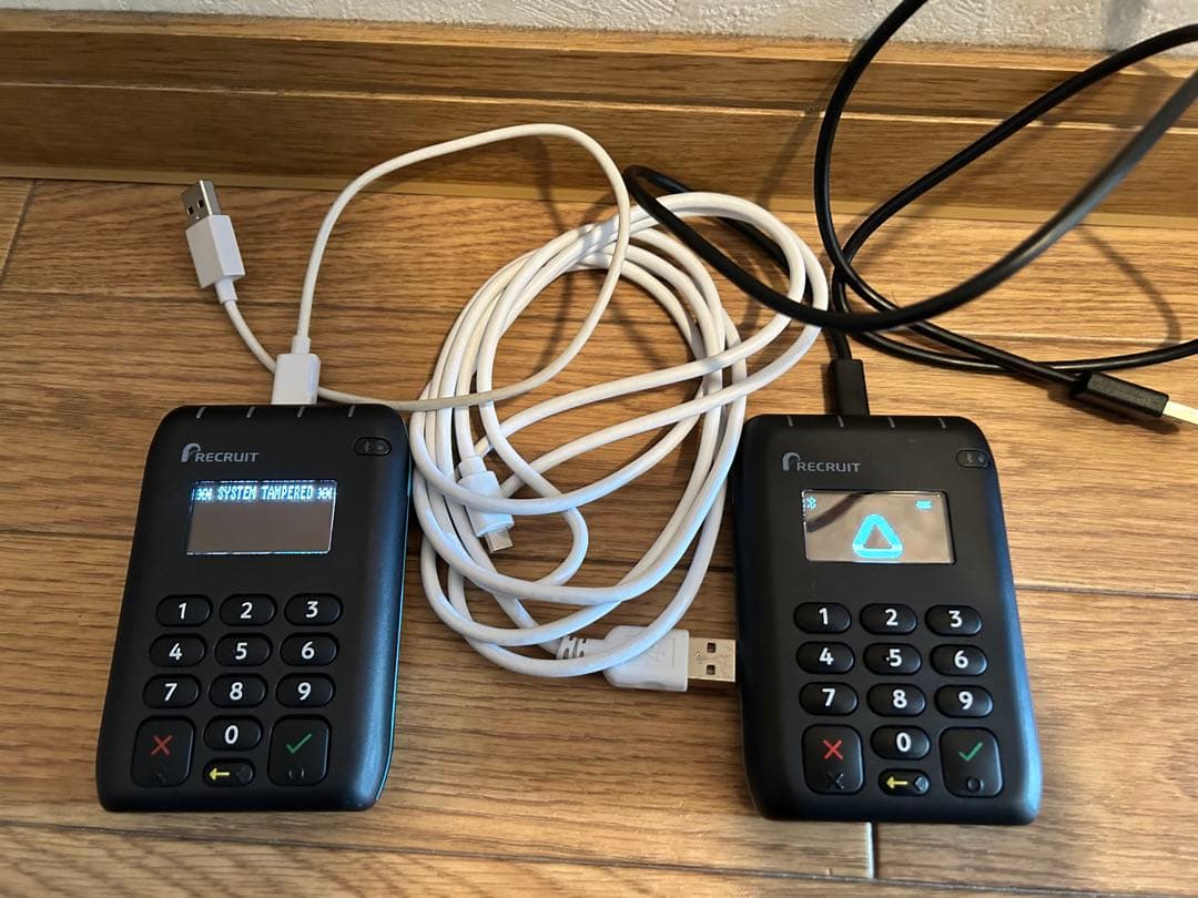Airペイ カードリーダー2台（1台ジャンク）＋タブレット台＋USBケーブル Airペイのカードリーダーをワイヤレス充電にしてみた | penchi.jp