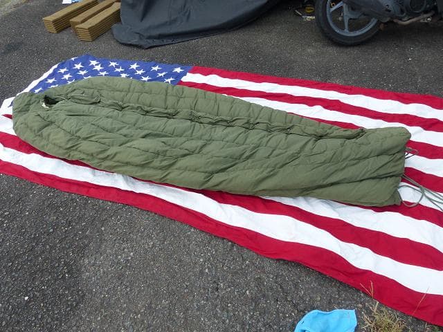 米軍実物 極寒用 スリーピングバッグ 寝袋 46