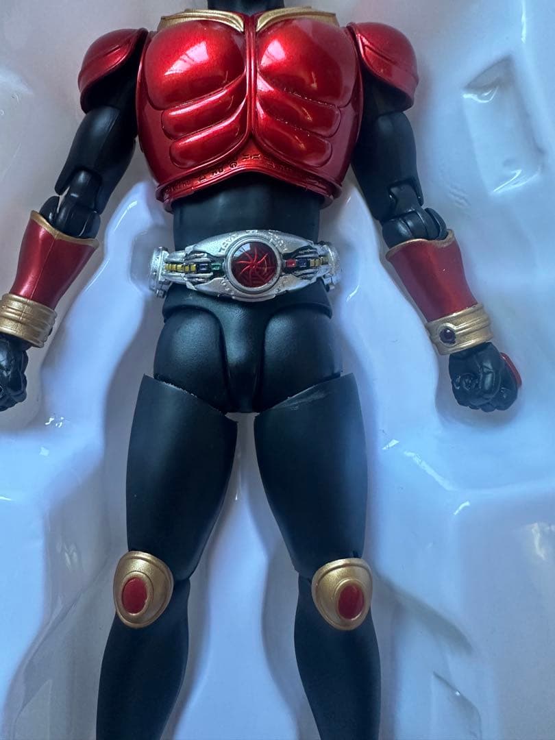 S.H.Figuarts 真骨頂　仮面ライダークウガ　ディケイドVer