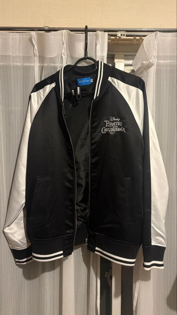 ★ Disney ディズニー　カリブの海賊　ミッキー　刺繍　スカジャン