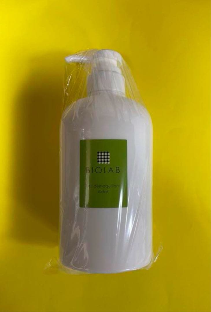 コロコロももちゃん　バイオラブ化粧品