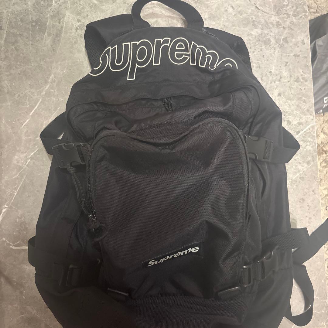 Supreme ブラックリュック