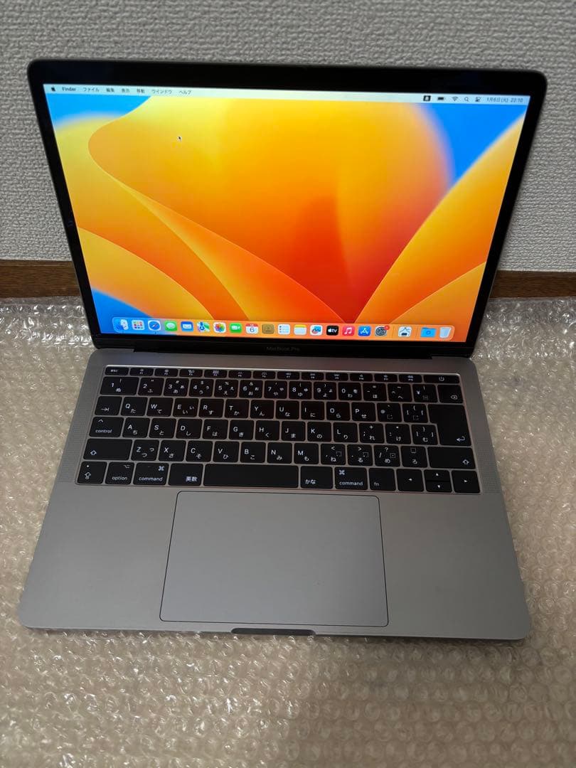 macbook pro 13インチ　A1708 128GB Retina