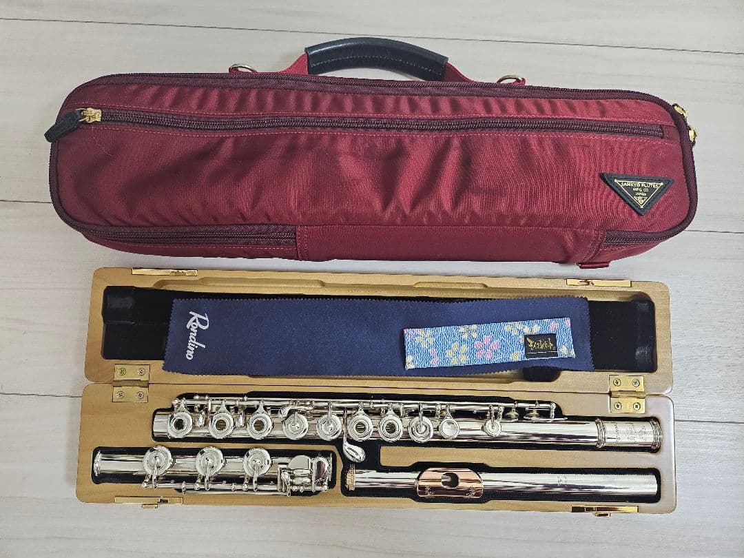 三響アゼリア・ローザ フルート 本体 - メルカリ