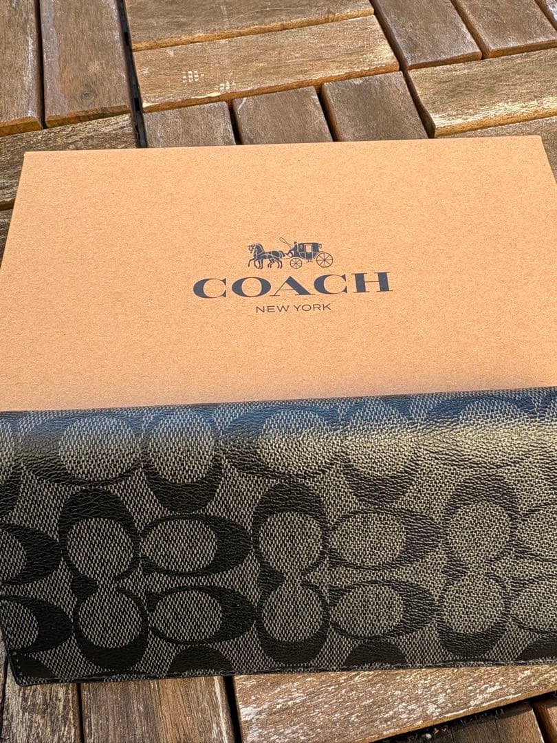 【未使用】COACH ブラック レザー 長財布　箱・袋付き