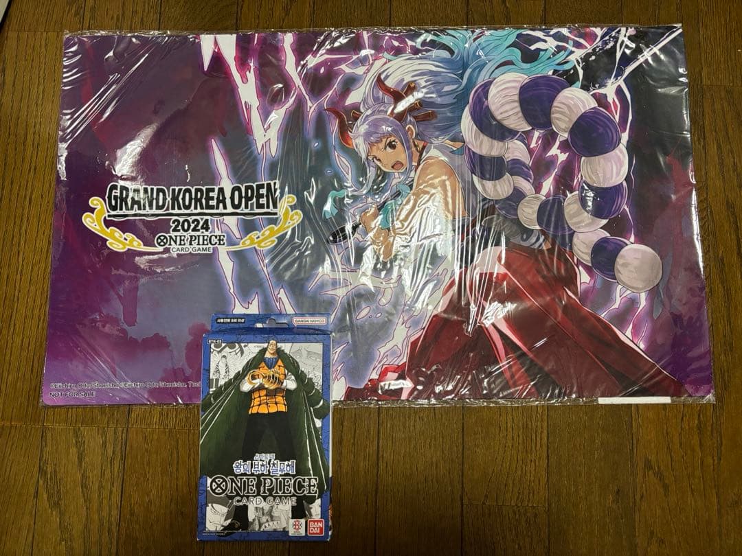 【新品未使用】ワンピースカード　ヤマト 希少　韓国限定 プレイマット プレイマット『ヤマト(チャンピオンシップセット2022)』【サプライ】{-}