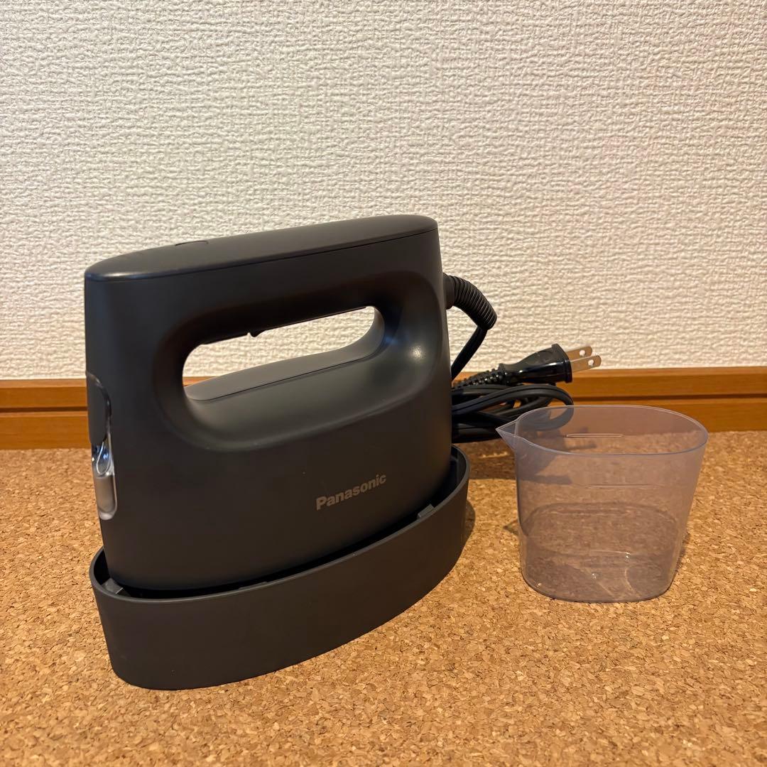 【良品】Panasonic NI-FS70A 衣類スチーマー 2024年製