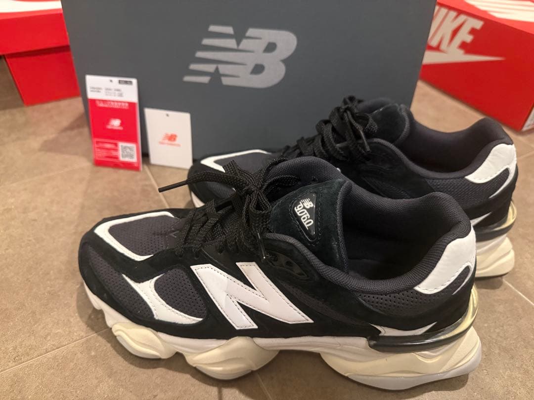 New Balance 9960 ブラック/ホワイト　スニーカー　ニューバランス