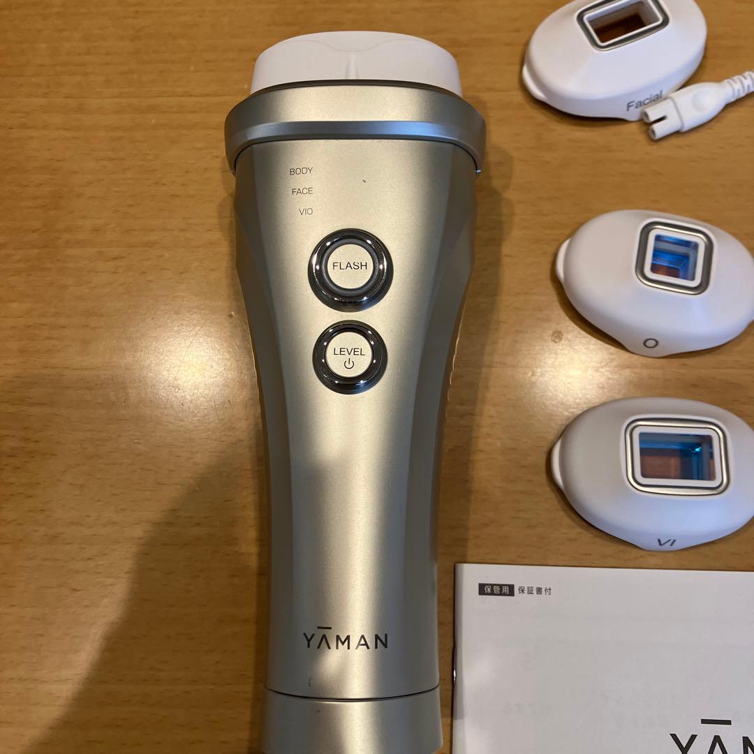 YAMAN 脱毛器 本体とアタッチメント付き - メルカリ