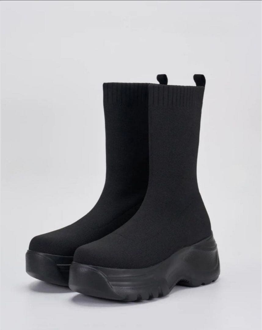 鈴木亜美さん 黒 ブーツ Mサイズ