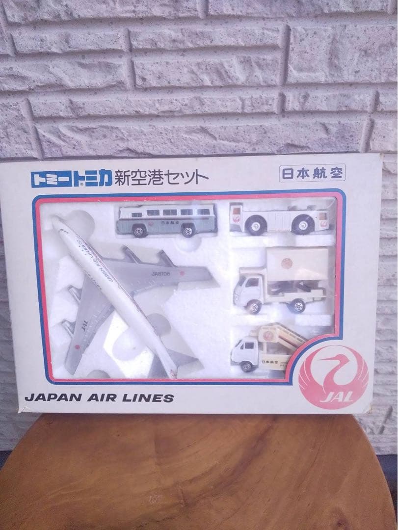 トミカ 日本航空 新空港セット