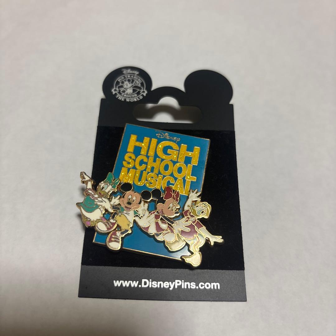 ディズニー ハイスクールミュージカル ピンバッジ - メルカリ