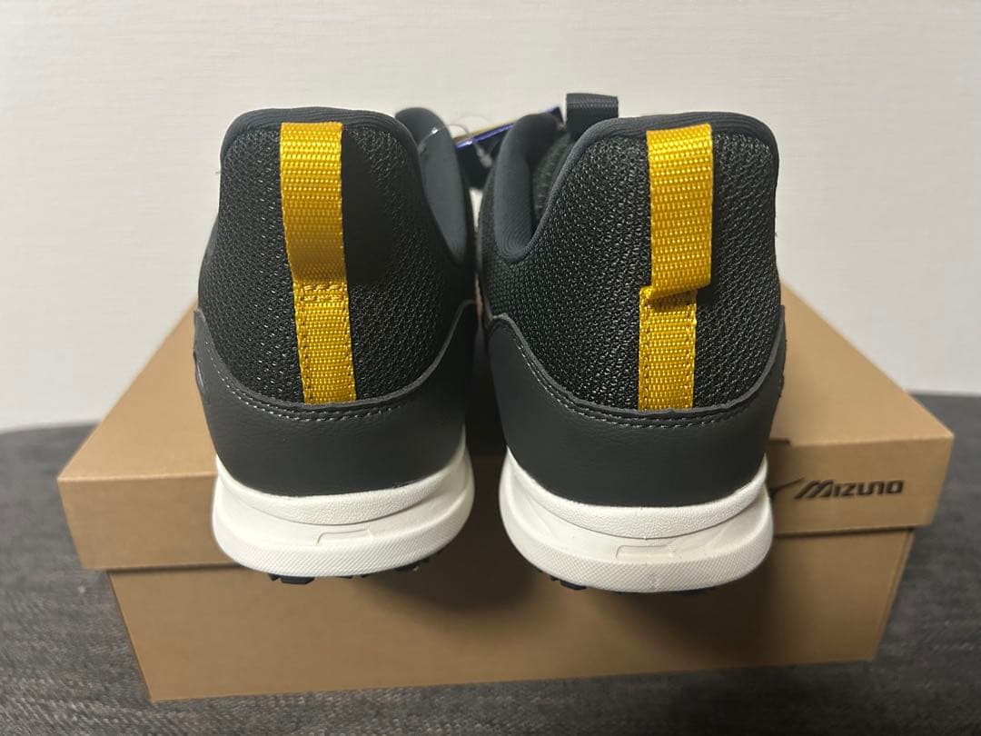 新品 ミズノ F1GA2509 ALMIGHTY EL 31L 26.5cm