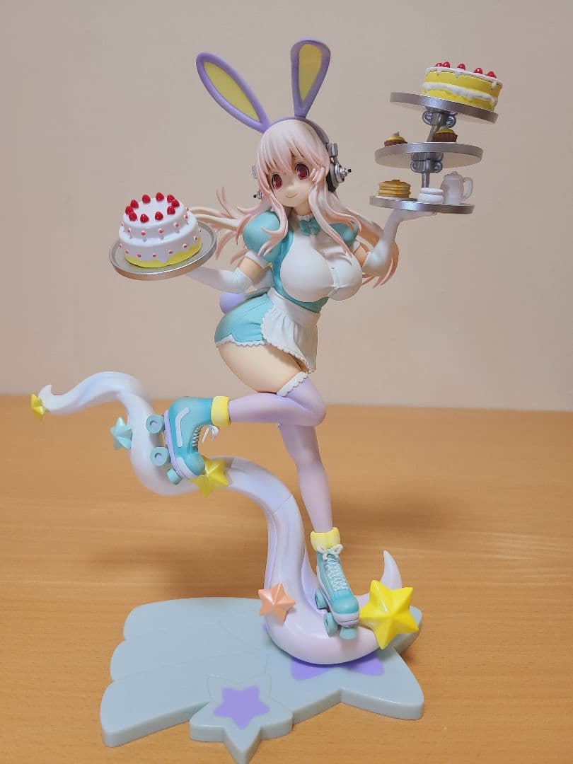 すーぱーそに子 ふゅーちゃー☆うぇいとれす A賞 プレミアムフィギュア