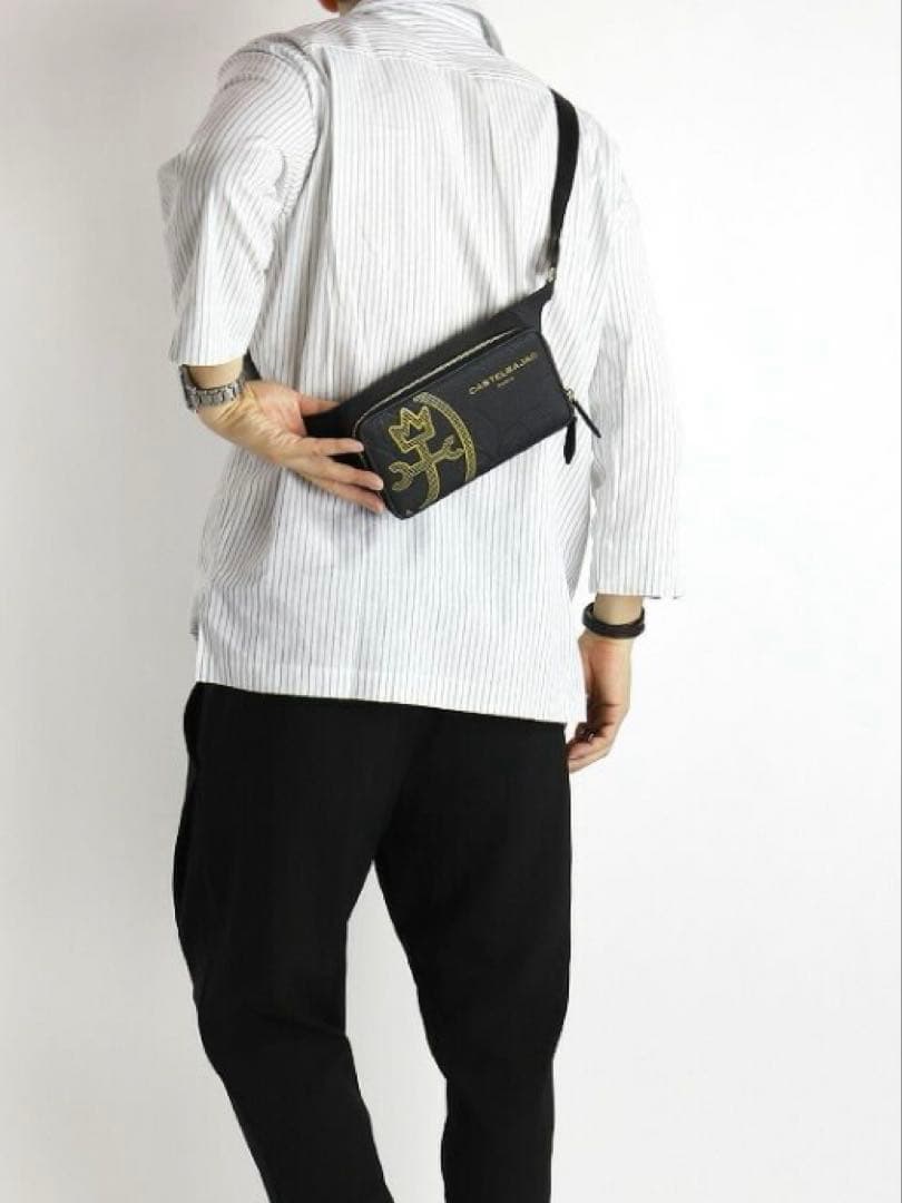 《極美品》castelbajac カステルパジャックボディバッグ　ワンショルダー