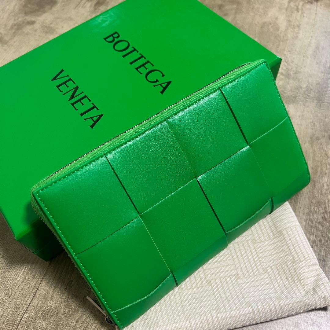 【IKE】ボッテガ　長財布　パラキート