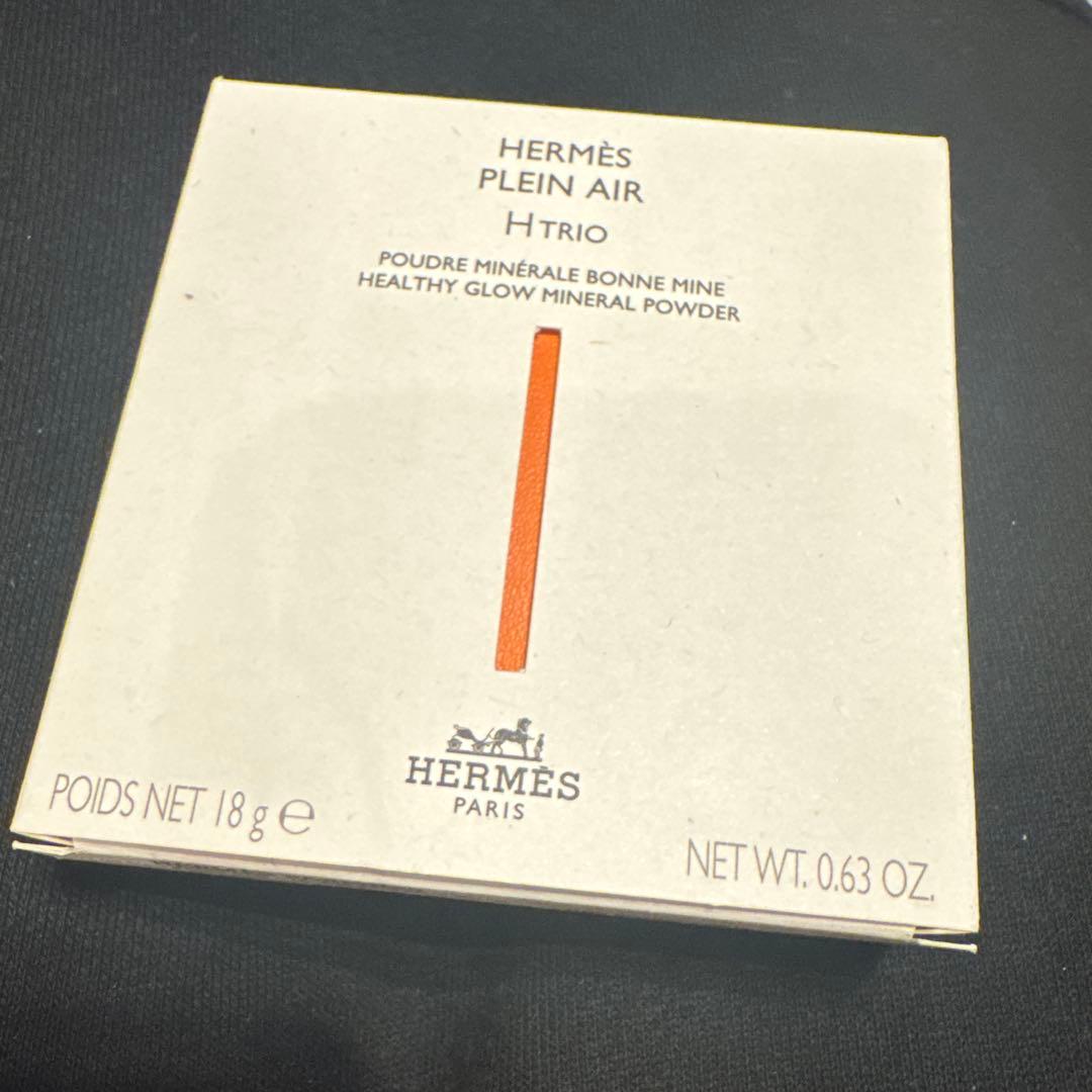 エルメス フェイスパウダー トットリ