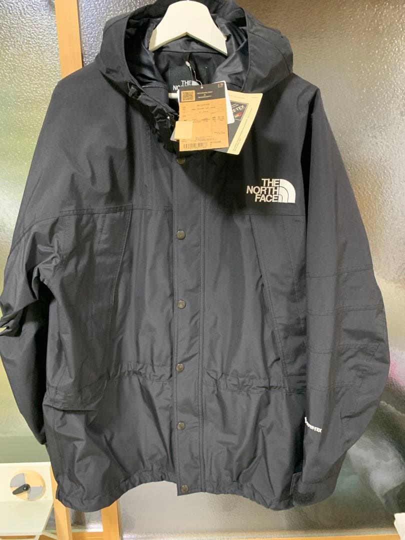 ノースフェイス　Retro Mountain Light Jacket