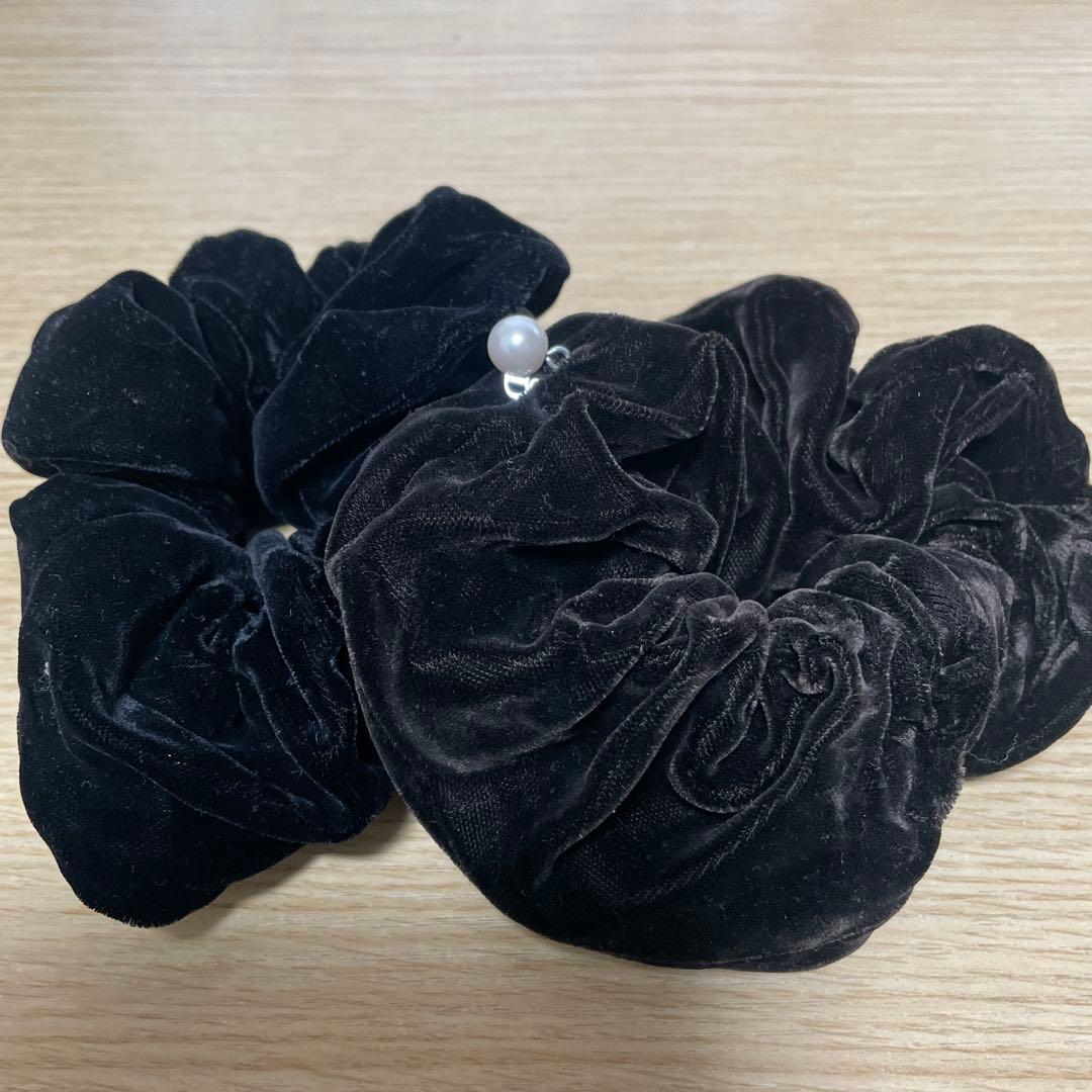 フォクシーデイジーリン　ベルベット　ヘアシュシュ2個セット